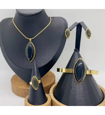 Collares acero Dorado...