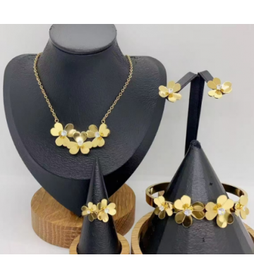 Collares acero Dorado...