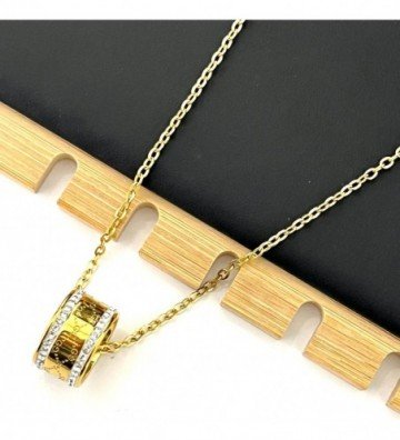 Collares acero dorado...