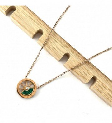Collares acero dorado...