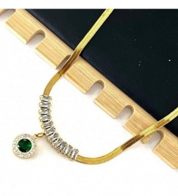 Collares acero dorado...