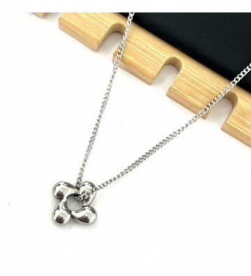 Collares acero plateado...