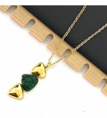 Collares acerodorado...