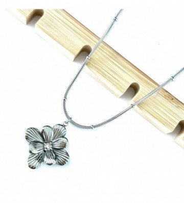 Collares acero plateado...