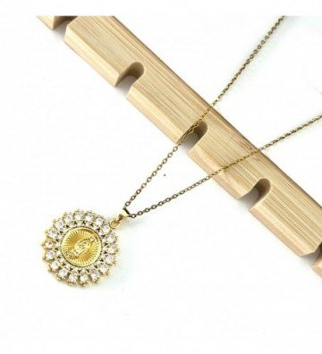 Collares acero dorado...