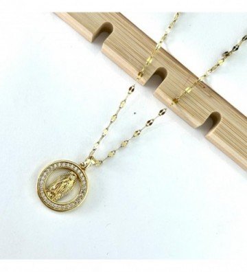 Collares acero dorado...