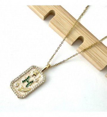 Collares acero dorado...