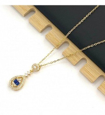 Collares acero dorado...