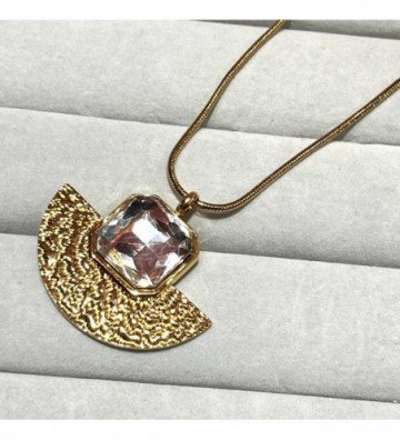 Collares acero dorado...