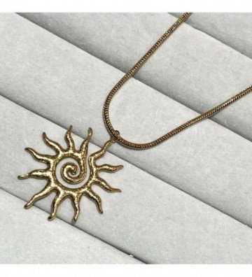 Collares acero dorado...