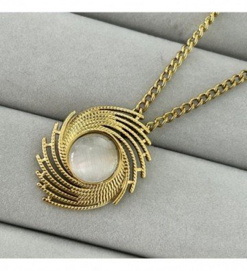 Collares acero dorado...