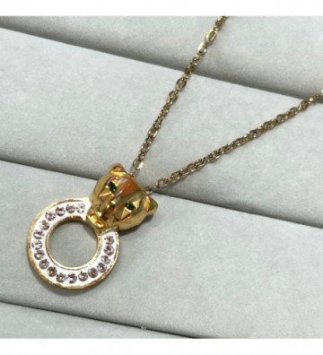 Collares acero dorado...