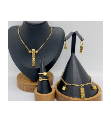 Solo pulsera brazaletes...