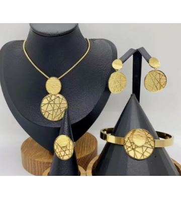 Solo pulsera brazaletes...