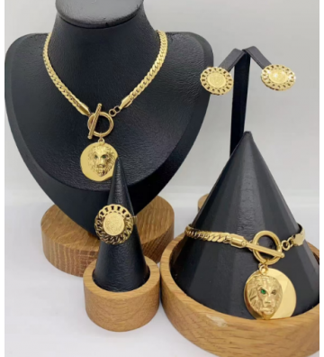 Solo pulsera brazaletes...