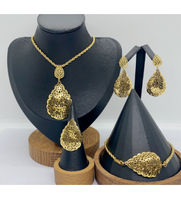 Solo pulsera brazaletes...