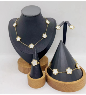 Collares acero Dorado...