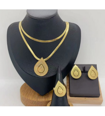 Collares acero Dorado...