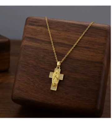 Collares acero Dorado...