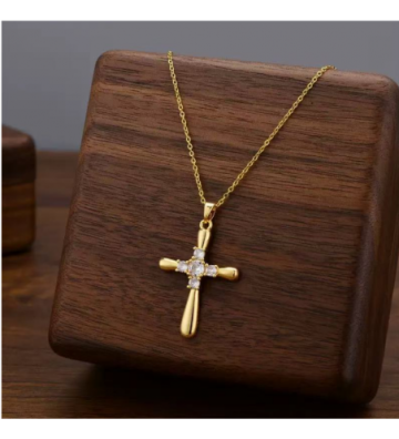 Collares acero Dorado...