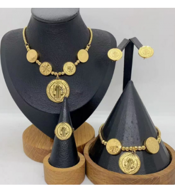 Pendientes acero Dorado...