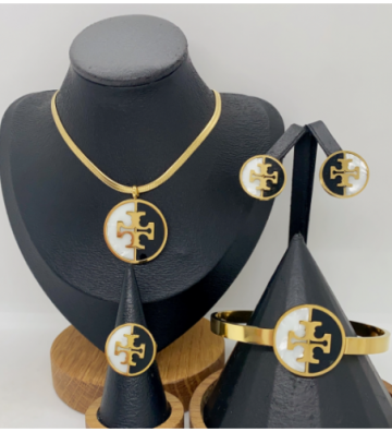 Collares acero Dorado...