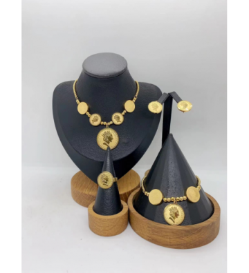 Collares acero Dorado...