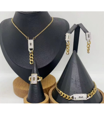 Solo collar acero Dorado...