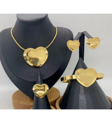 Solo collar acero Dorado...